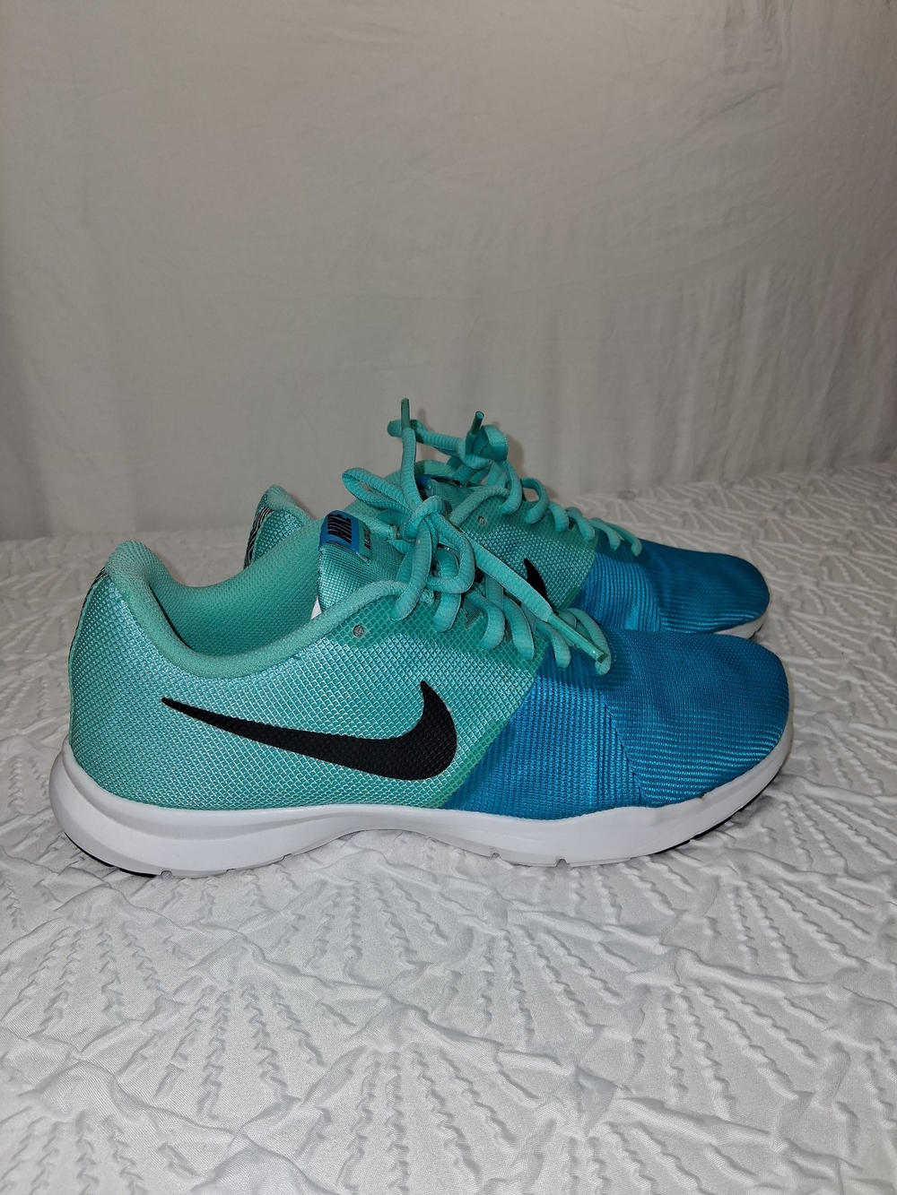Nike Bl Joux  Teal and Aqua Runner Sneakers Size 6 - Picture 4 of 15
